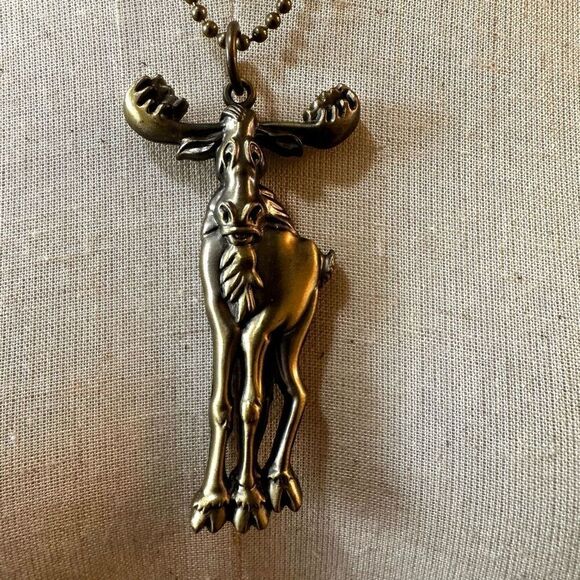 Moose long bronze tone pendant necklace - Picture 5 of 11
